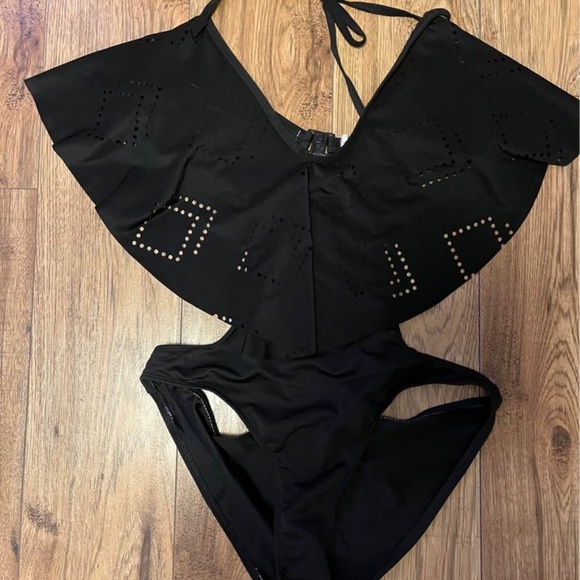 NWOT Cut Out Swimsuit - Picture 1 of 3